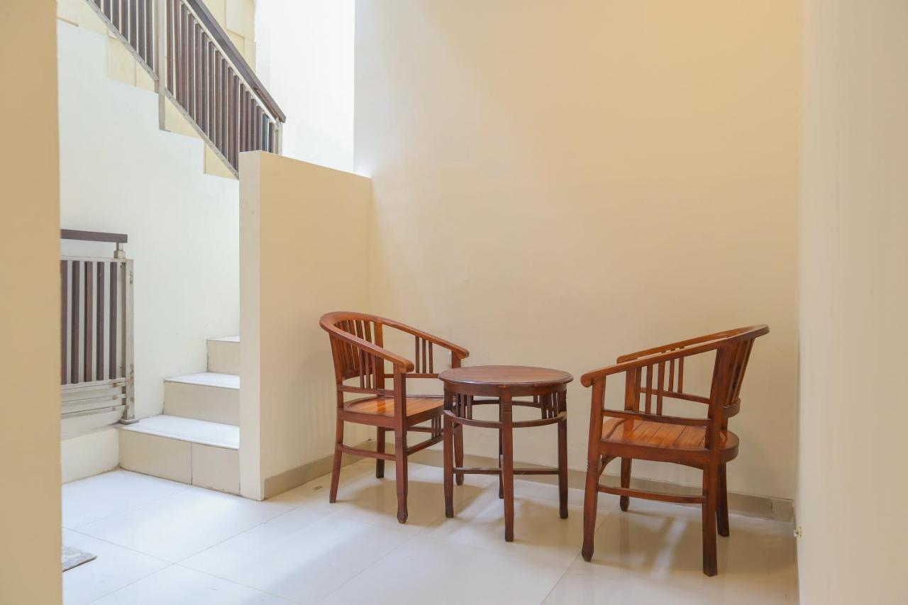 Oyo 2768 Oq Residence Джакарта Экстерьер фото