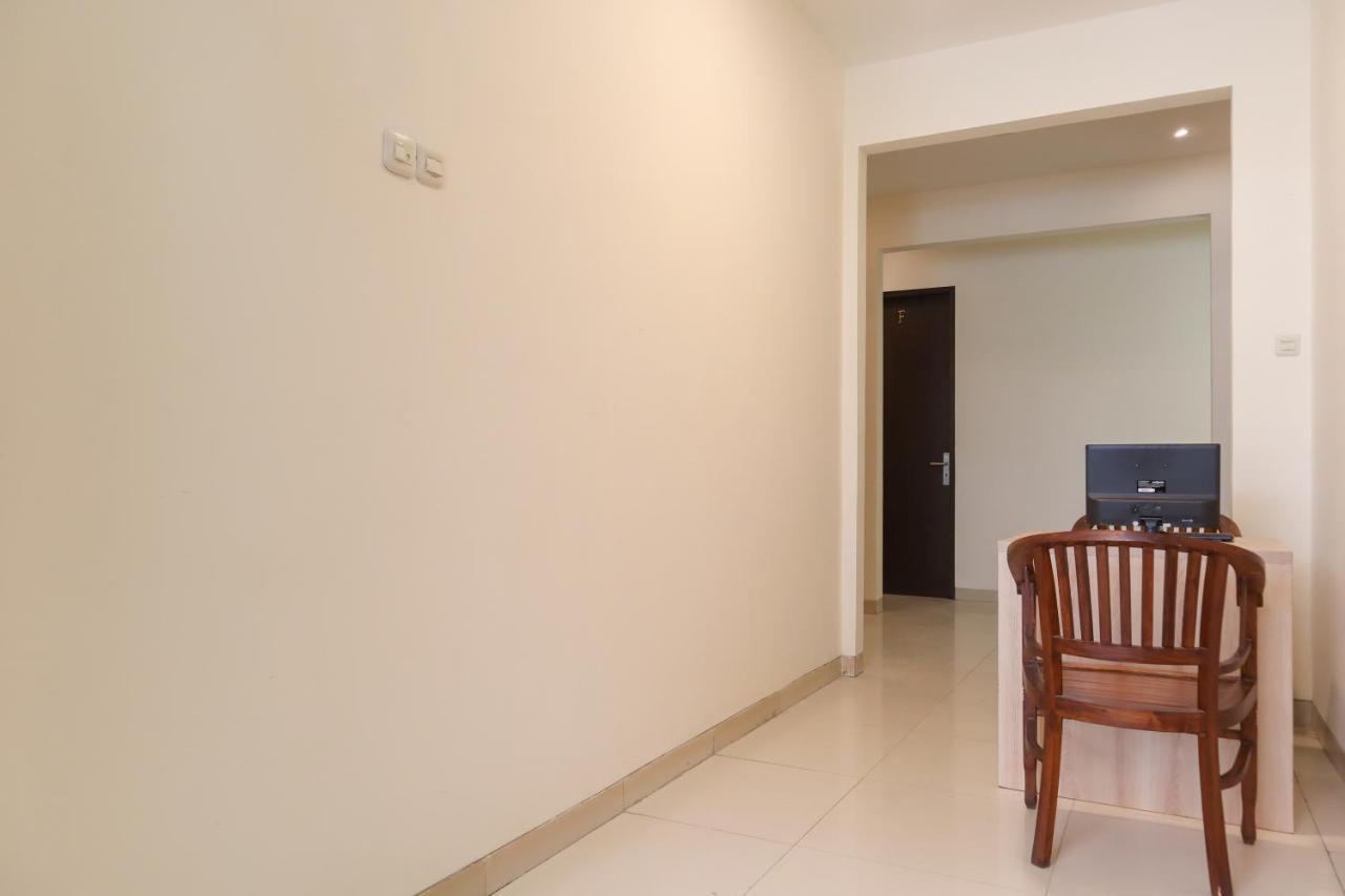 Oyo 2768 Oq Residence Джакарта Экстерьер фото